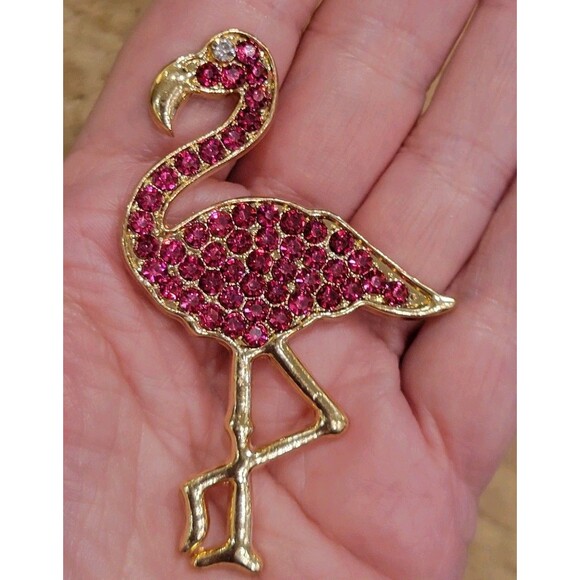 Large Pink Flamingo Pave Rhinestone Gold Tone Brooch Figural Pin - Picture 5 of 6